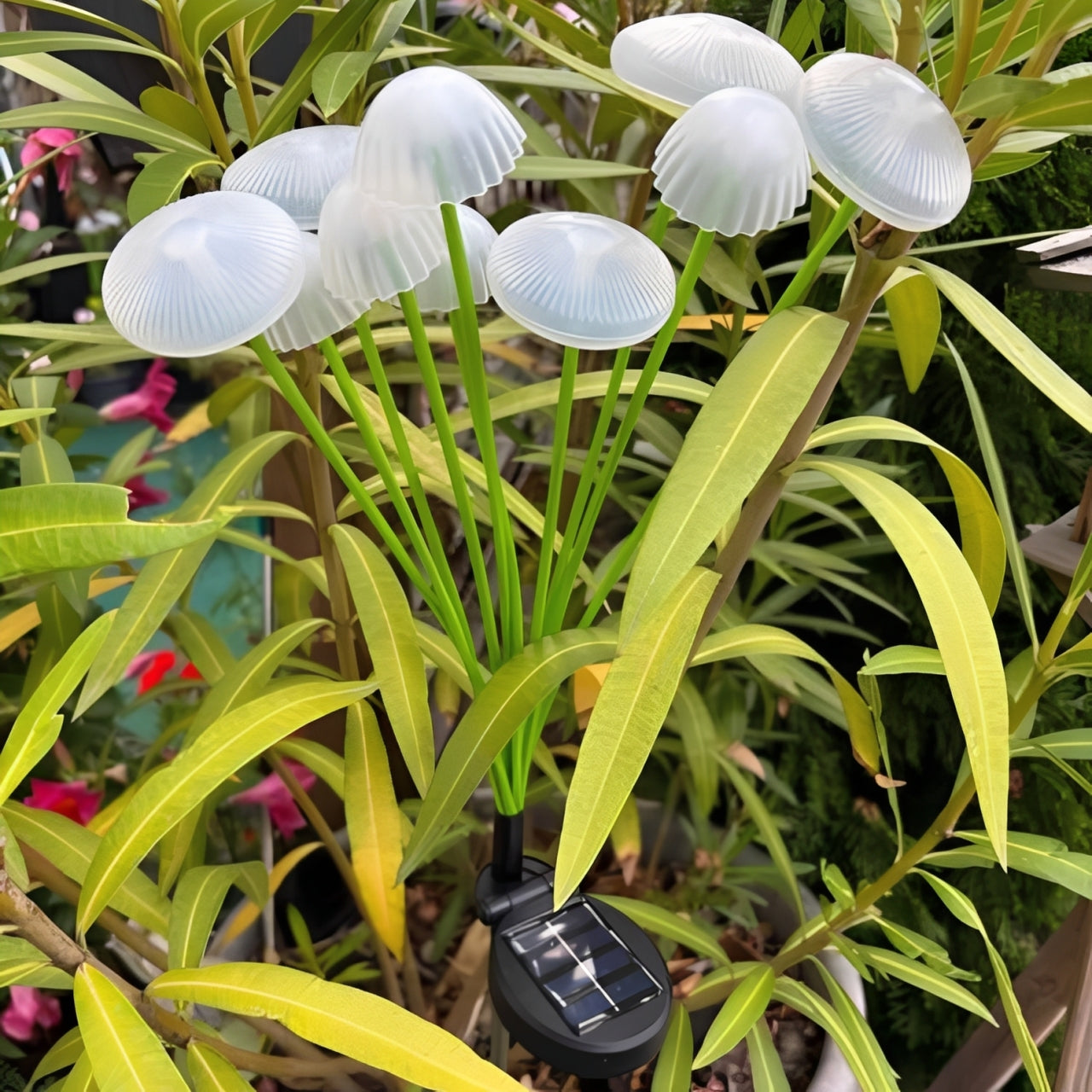 Color Changing Jellyfish Solar Garden Light - Unique Outdoor Decor with LED Illumination