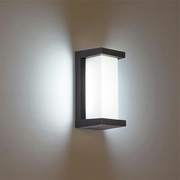 Modern Wall Mounted LED Outdoor Light - Energy Efficient, Weatherproof, Stylish Design for Patios & Entryways