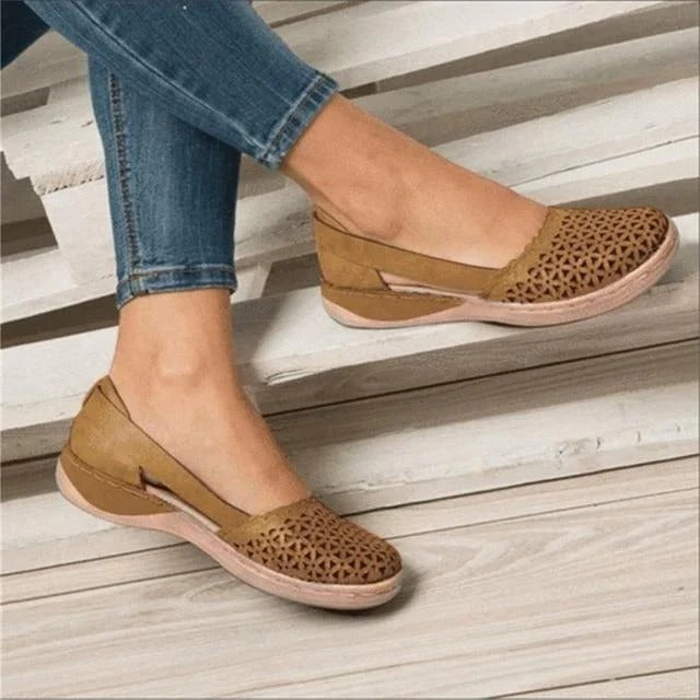 Comfortable Women's Flats for Bunions - Stylish Supportive Footwear for Everyday Wear