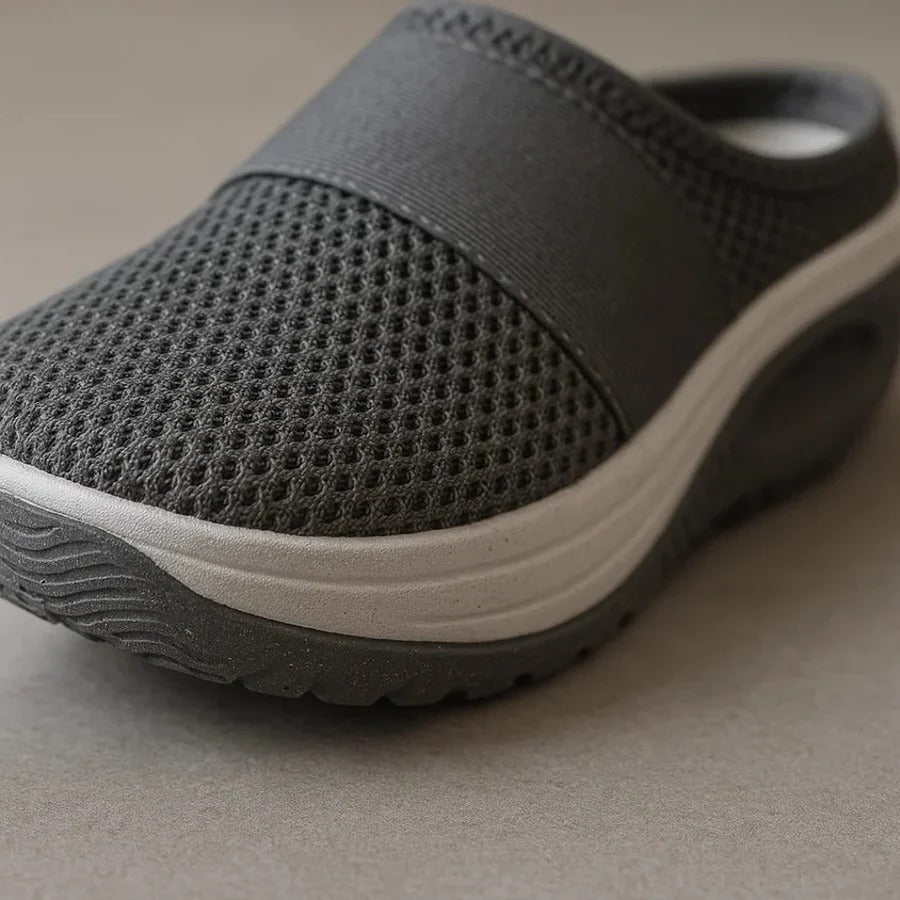 Ultra-Soft Comfort Slippers for All-Day Wear - Cozy, Lightweight, and Stylish House Shoes