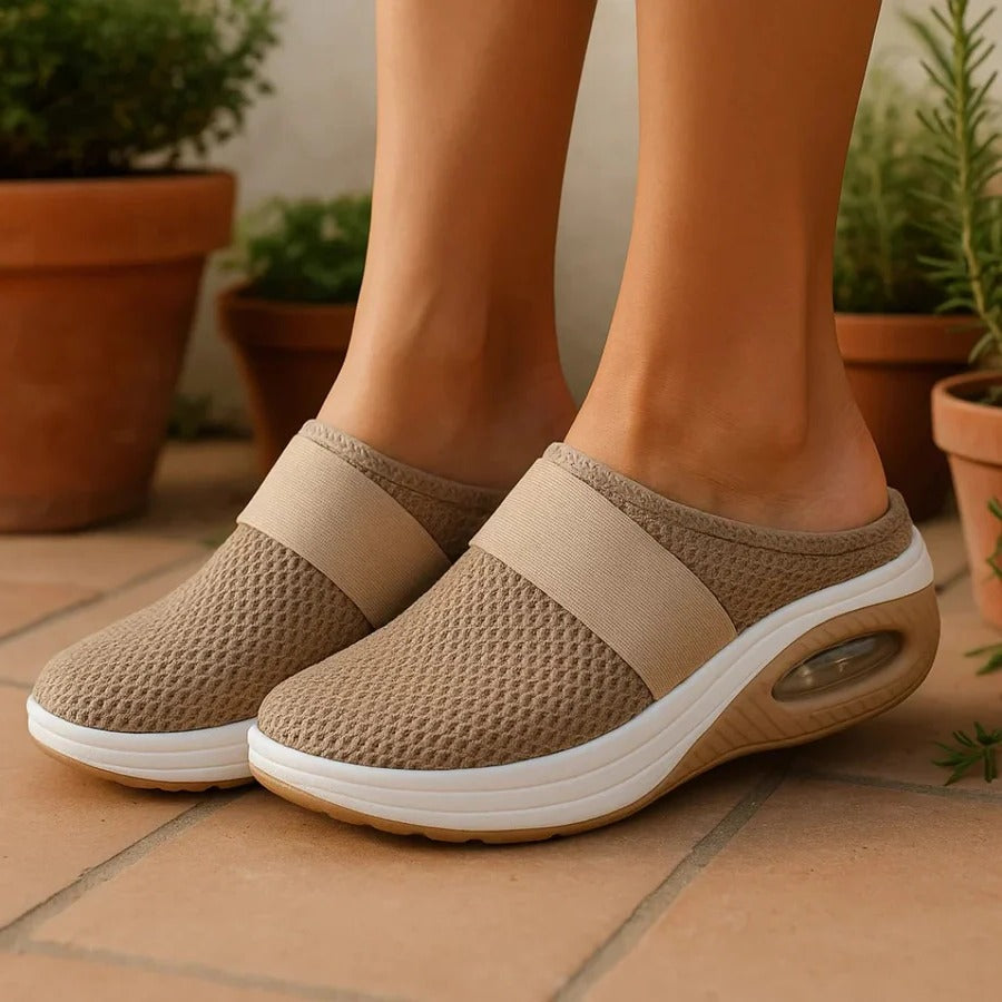 Ultra-Soft Comfort Slippers for All-Day Wear - Cozy, Lightweight, and Stylish House Shoes