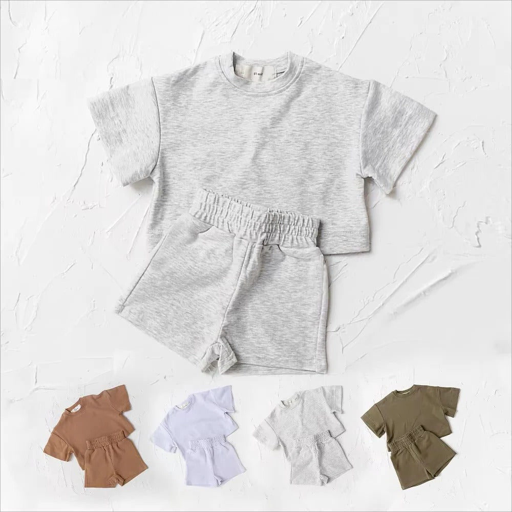 Kids Summer Outfit Set - 2-Piece T-Shirt & Shorts for Boys/Girls - Comfortable & Stylish Summer Wear