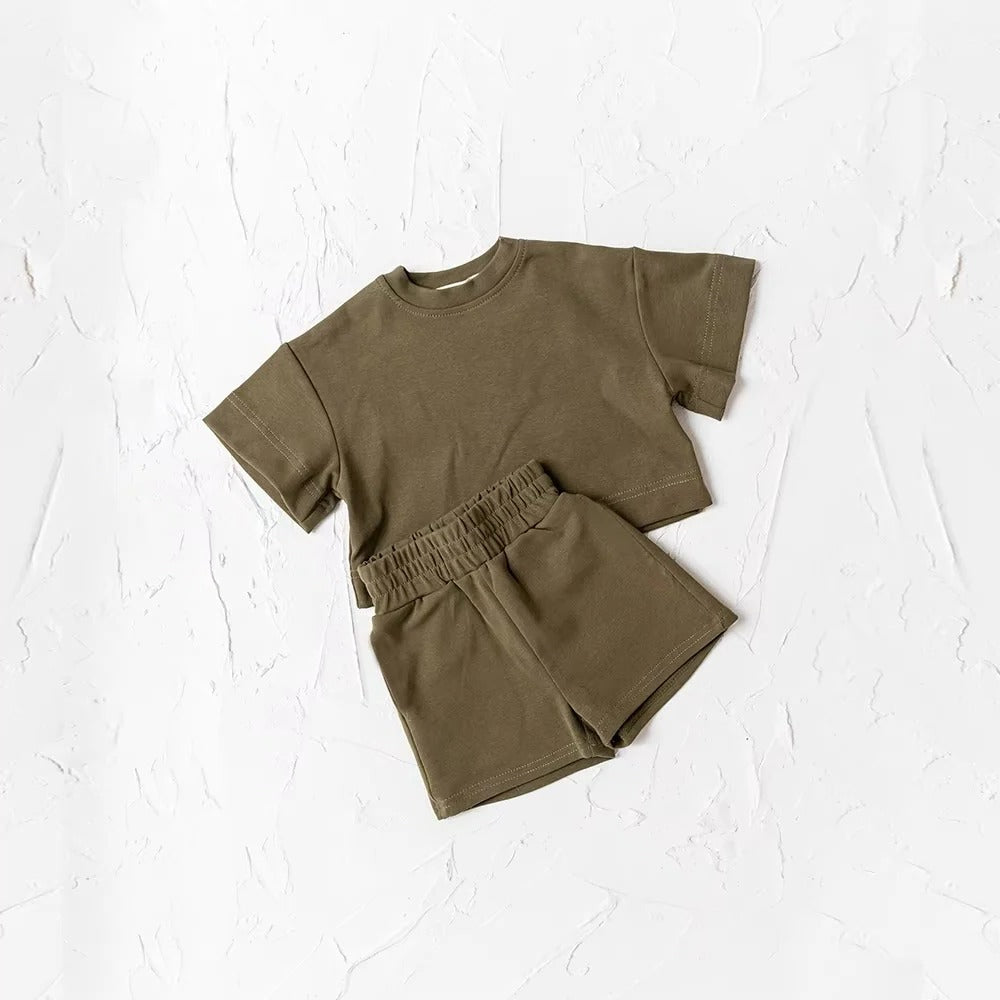 Kids Summer Outfit Set - 2-Piece T-Shirt & Shorts for Boys/Girls - Comfortable & Stylish Summer Wear