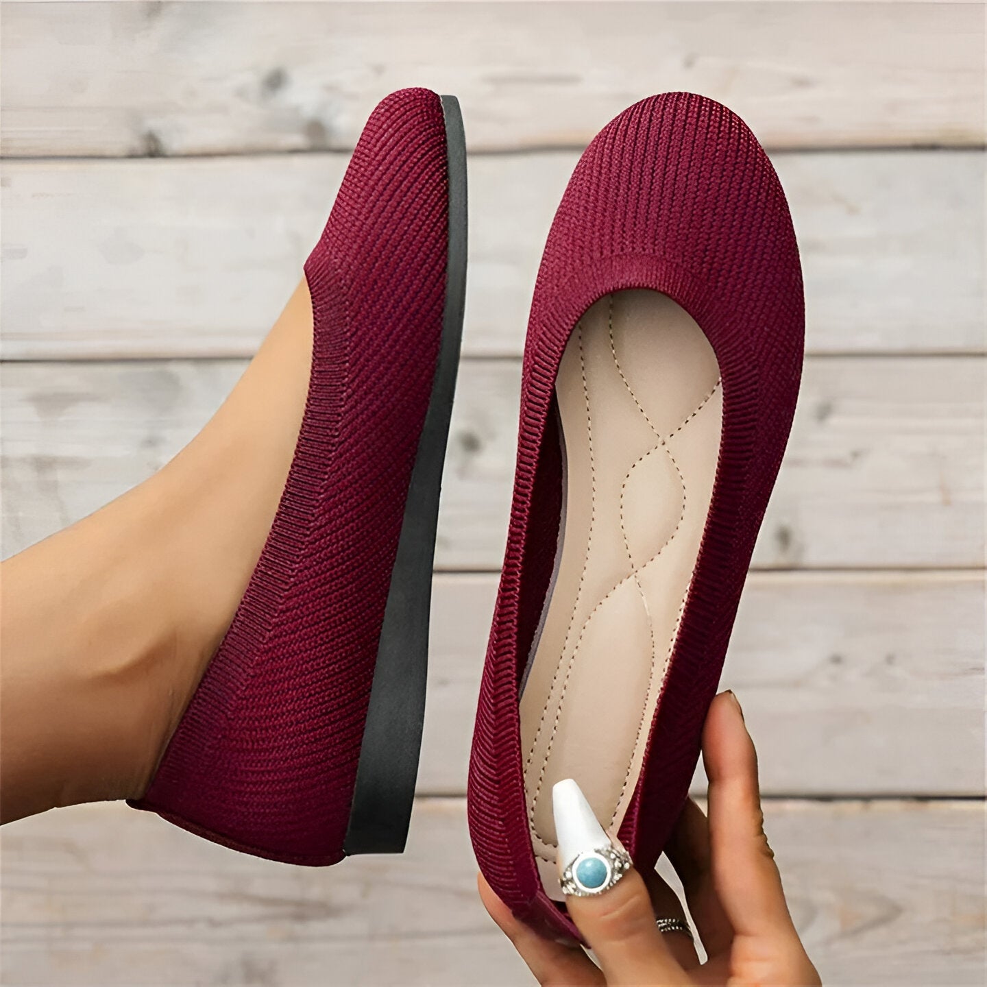 Women's Arch Fit Slip-On Comfort Shoes - Supportive & Stylish Footwear for All-Day Wear