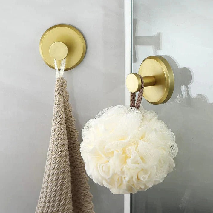 Heavy-Duty Suction Hooks with Superior Instant Grip - Ideal for Home & Bathroom Organization