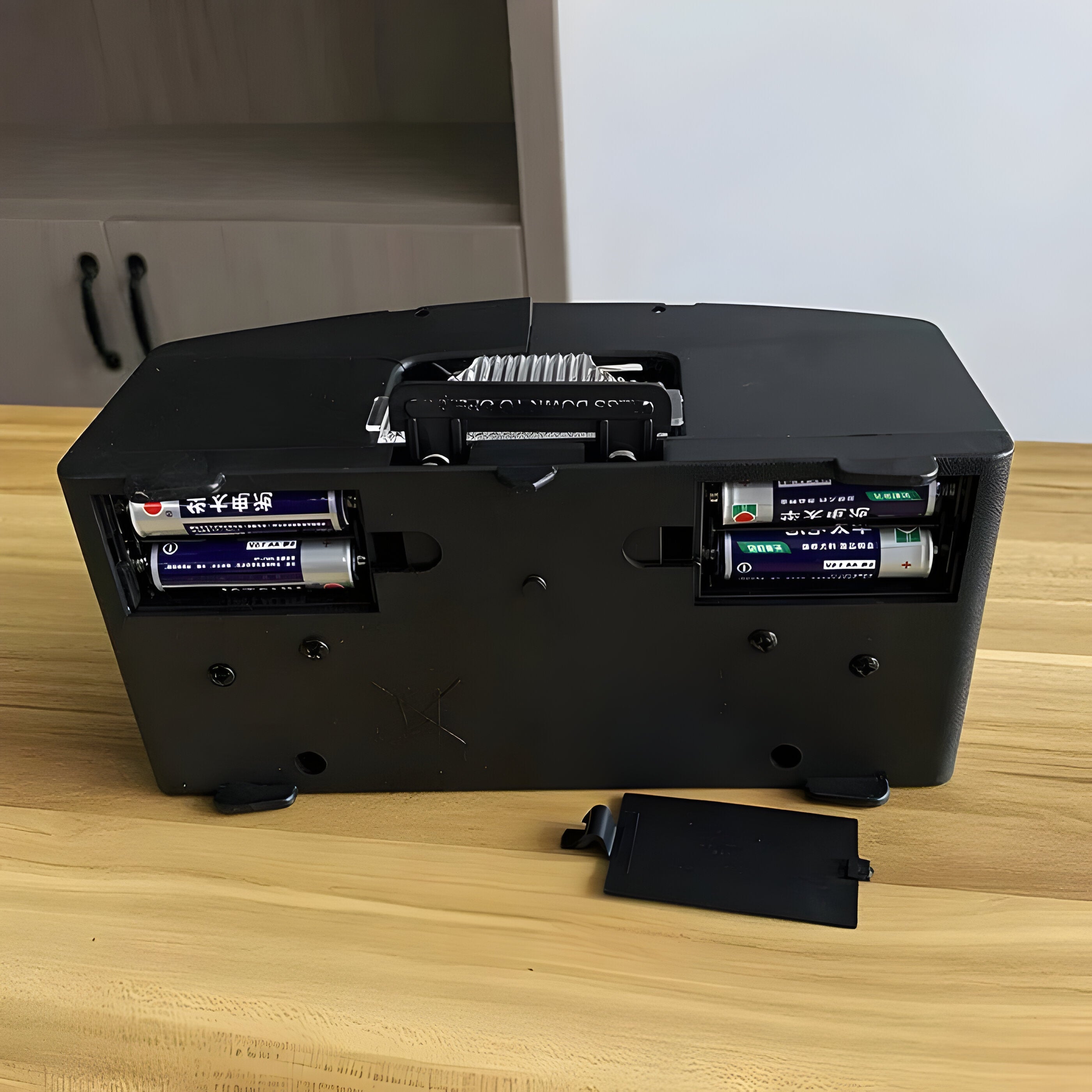 Automatic Playing Card Shuffler - 2, 4, & 6 Deck Capacity Models for Effortless Game Setup
