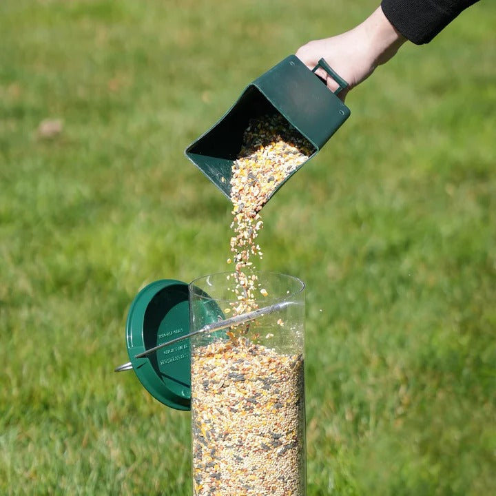 Squirrel-Proof Bird Feeder with Innovative Deterrent Features - Durable, Weather-Resistant Design for Backyard Birds