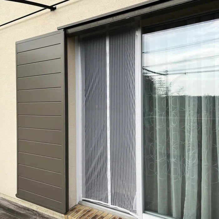 Magnetic Screen Door with Mesh Fabric & Easy Adhesive Installation - Insect & Bug Proof, Hands-Free Entry
