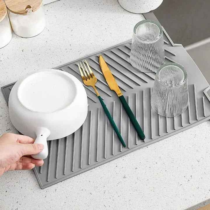 Premium Silicone Kitchen Drying Mat with Grooved Drain - Non-Slip, Quick-Dry, and Heat-Resistant for Efficient Dish Drying