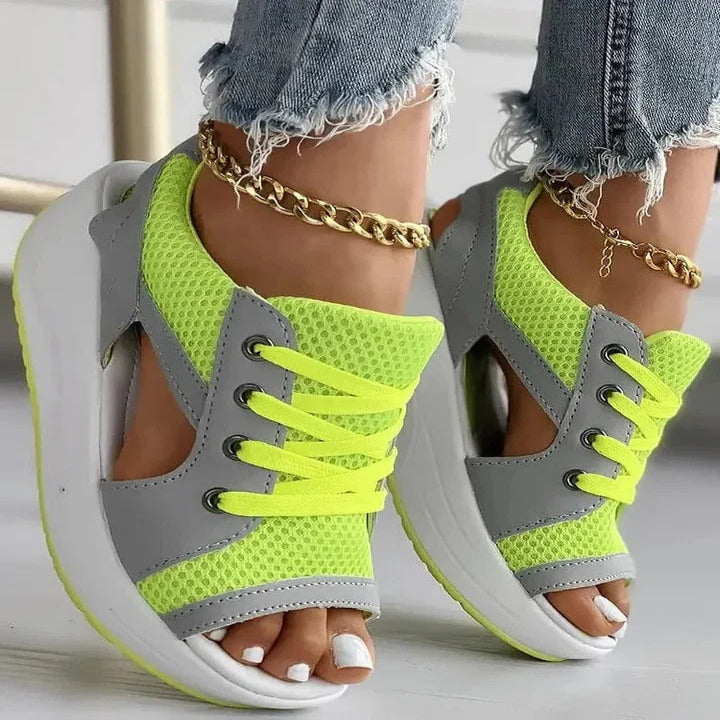 Women's Stylish Lace-Up Flat Sandals with Contrast Panels & Cutout Design - Trendy Summer Footwear