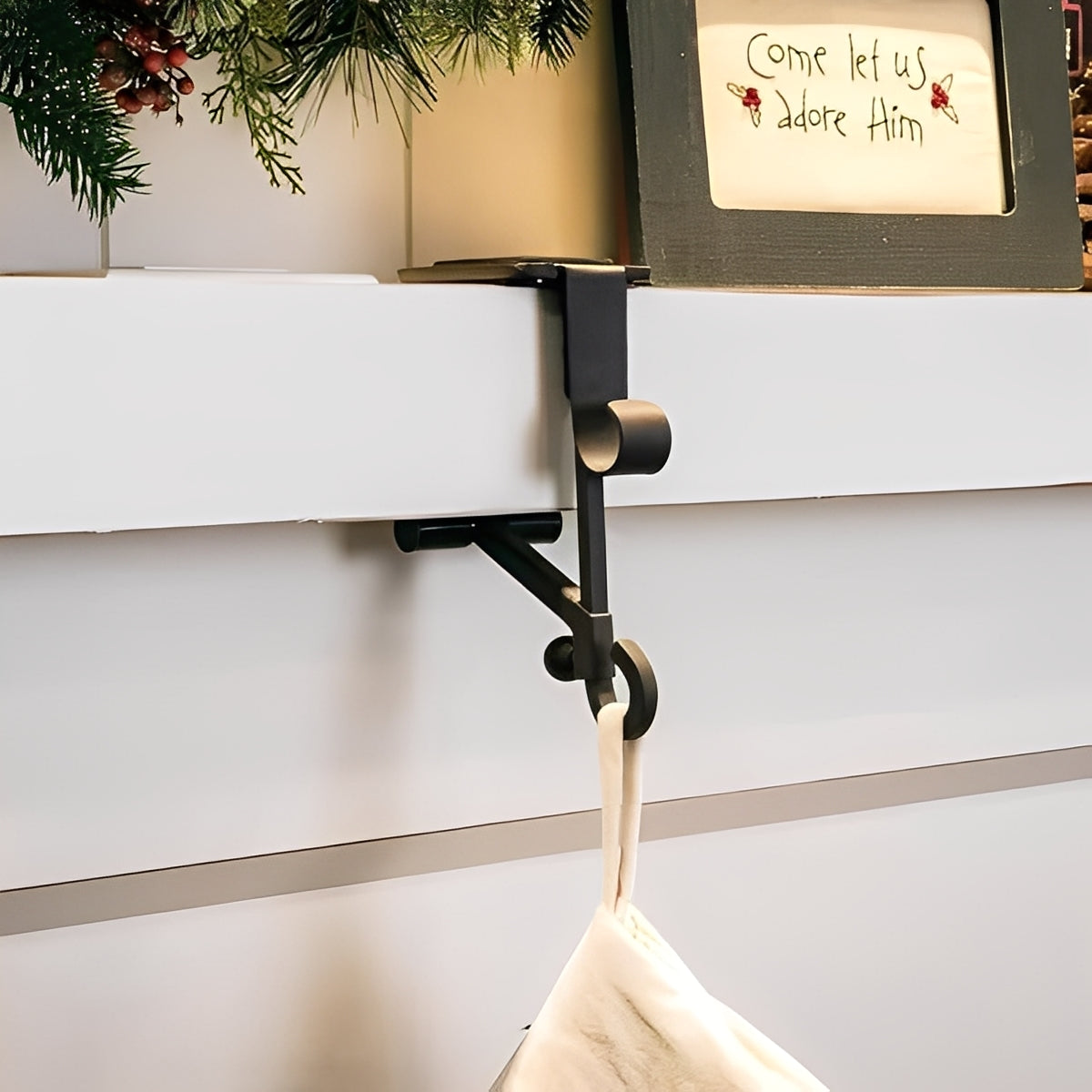 Adjustable 2-in-1 Garland and Stocking Mantel Hangers - Perfect for Holiday Decor