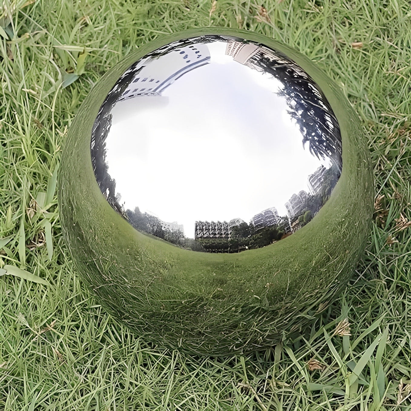 Stainless Steel Garden Decorative Viewing Balls - Elegant Outdoor Accents for Landscaping & Home Decor