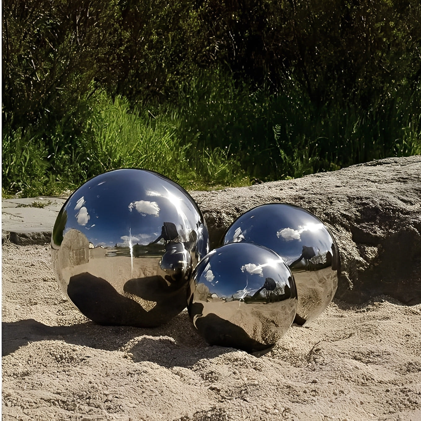 Stainless Steel Garden Decorative Viewing Balls - Elegant Outdoor Accents for Landscaping & Home Decor
