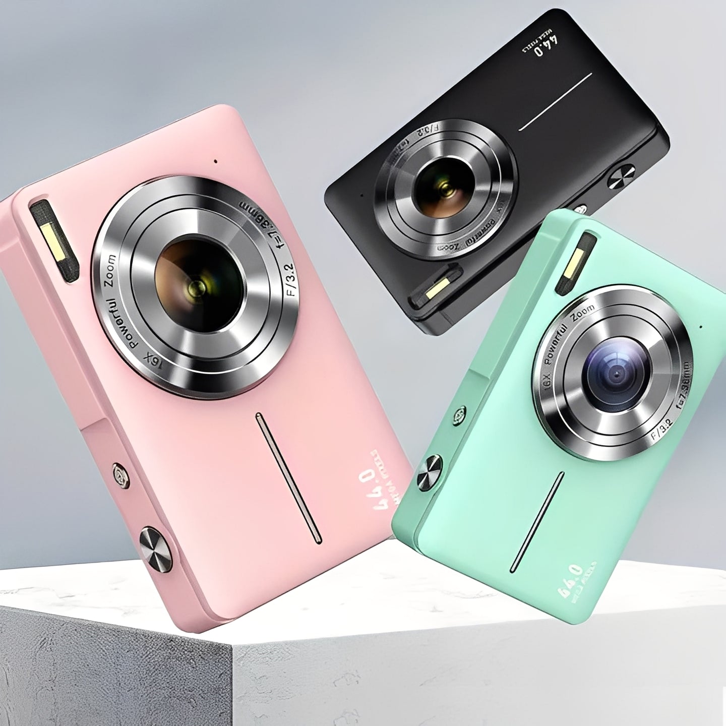 Portable Retro Digital Camera with Built-In Screen - Vintage Style, Compact Design, Perfect for Travel