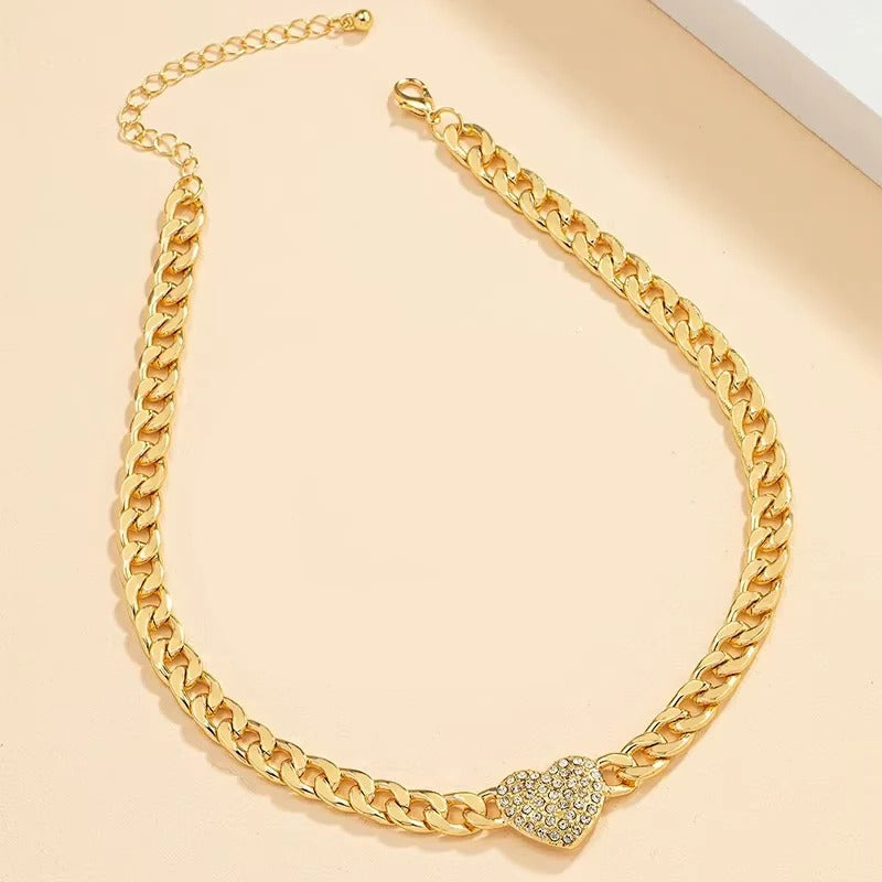 Elegant Crystal Heart Charm Choker Necklace with Stylish Cuban Chain - Perfect Gift for Her