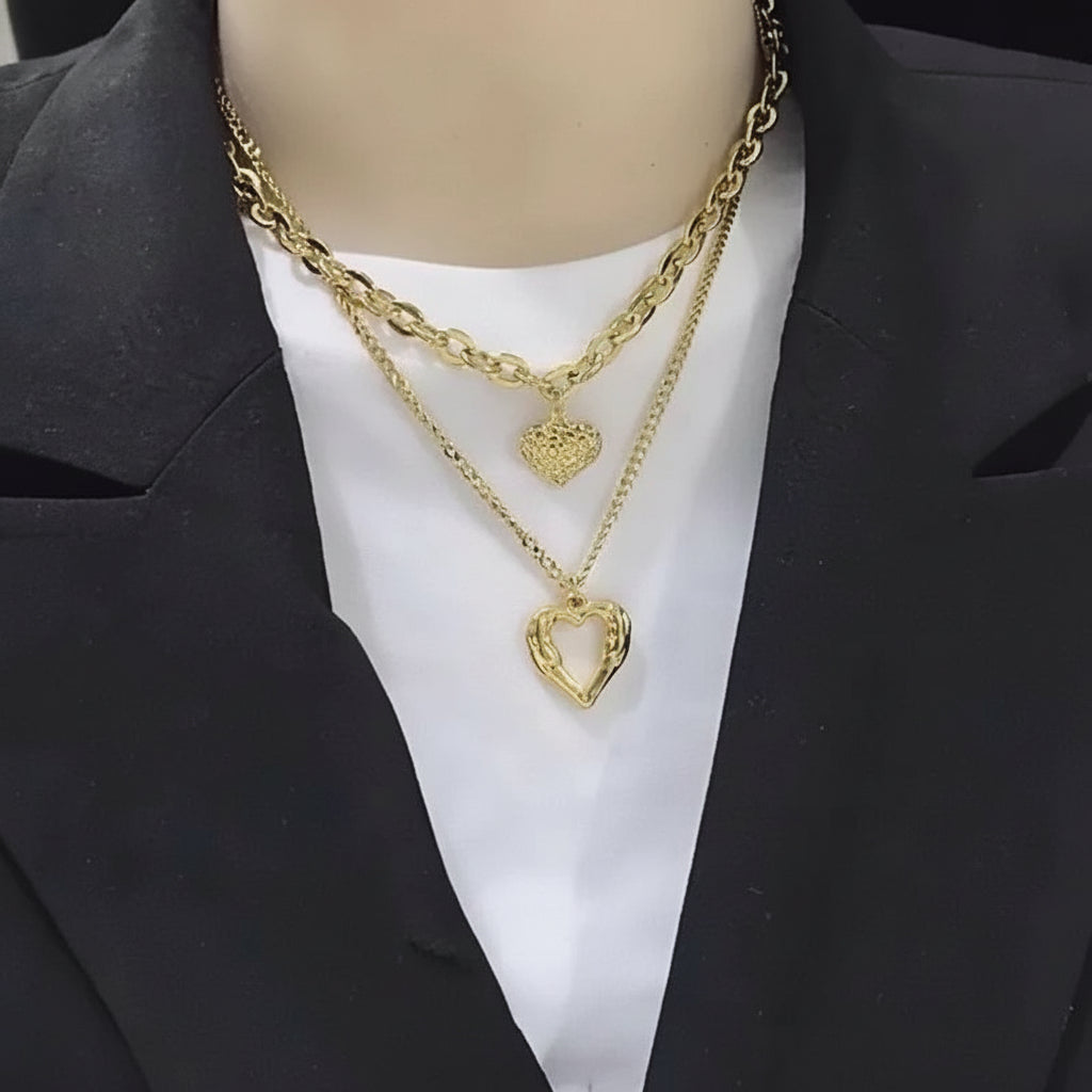 Women's Double Layer Heart Charm Choker Necklace with Cuban Link Chain - Stylish Jewelry for Any Occasion
