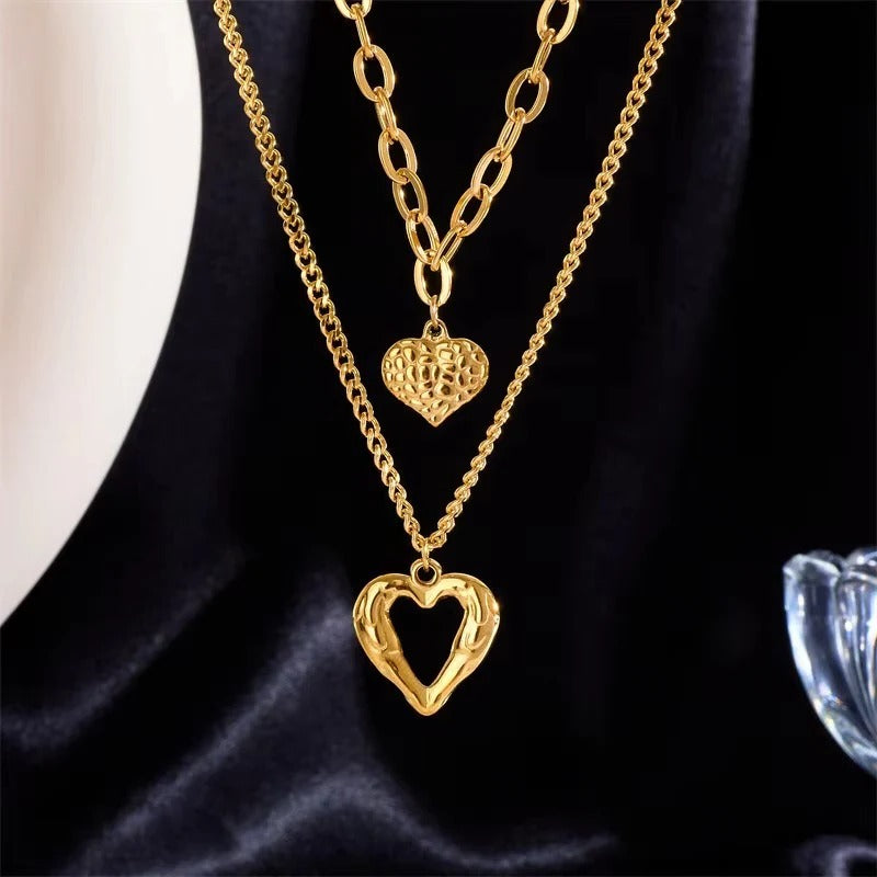 Women's Double Layer Heart Charm Choker Necklace with Cuban Link Chain - Stylish Jewelry for Any Occasion