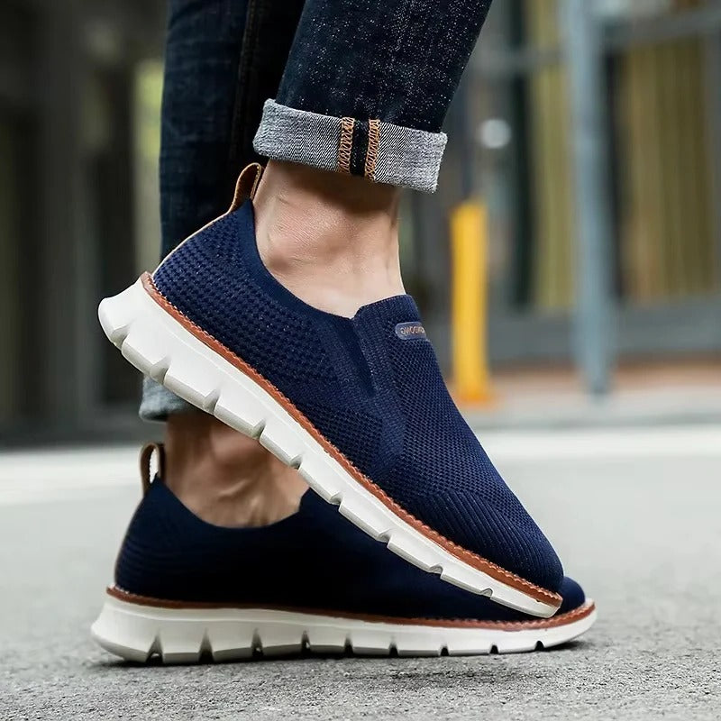 Men's & Women's Slip-On Running Shoes - Breathable Knitted Textile Upper for Comfort & Performance