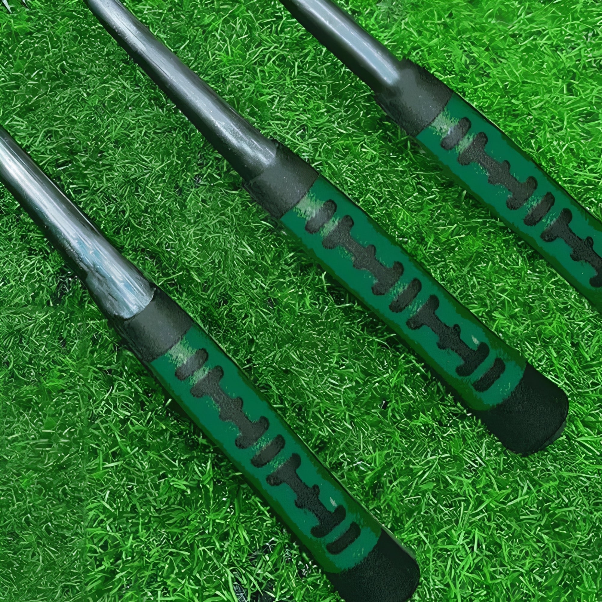 8-Tooth Hand Hoe for Efficient Gardening & Light Farming - Durable Cultivator Tool