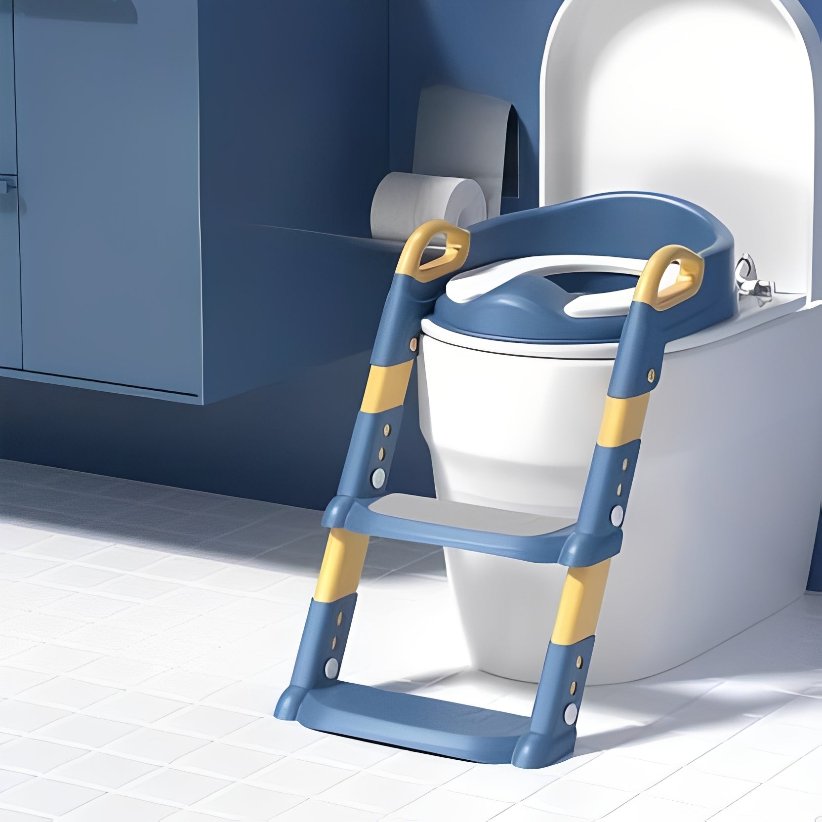 Foldable Toddler Potty Trainer with Built-in Step Ladder - Space-Saving Design for Easy Potty Training