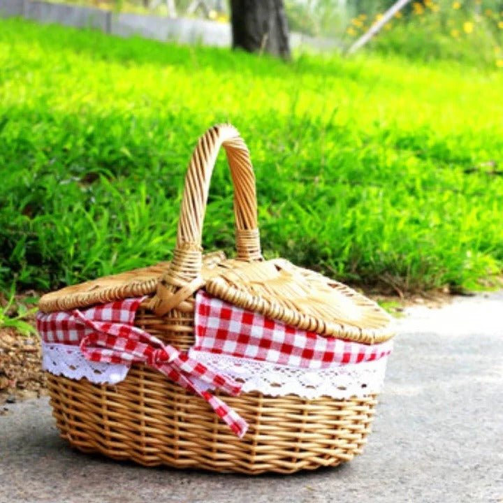 Premium Woven Willow Picnic Basket with Removable Cotton Liner - Perfect for Outdoor Adventures