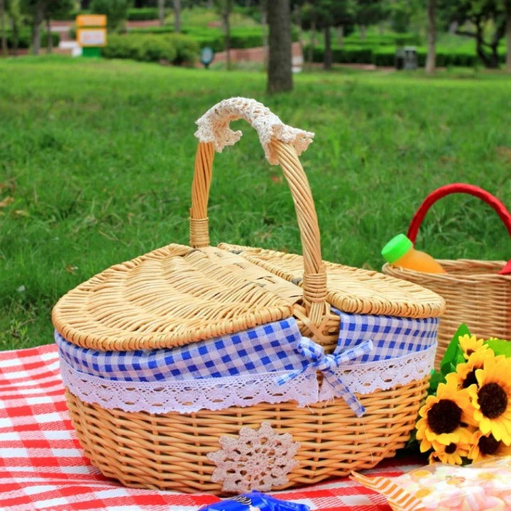 Premium Woven Willow Picnic Basket with Removable Cotton Liner - Perfect for Outdoor Adventures