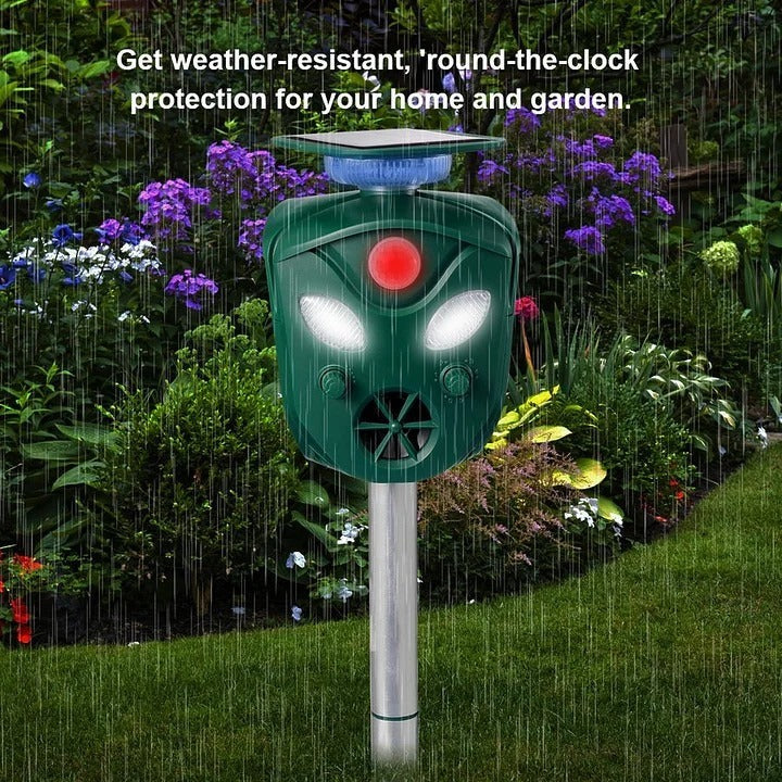 360° Solar Ultrasonic Animal Repeller - Eco-Friendly Pest Control Device