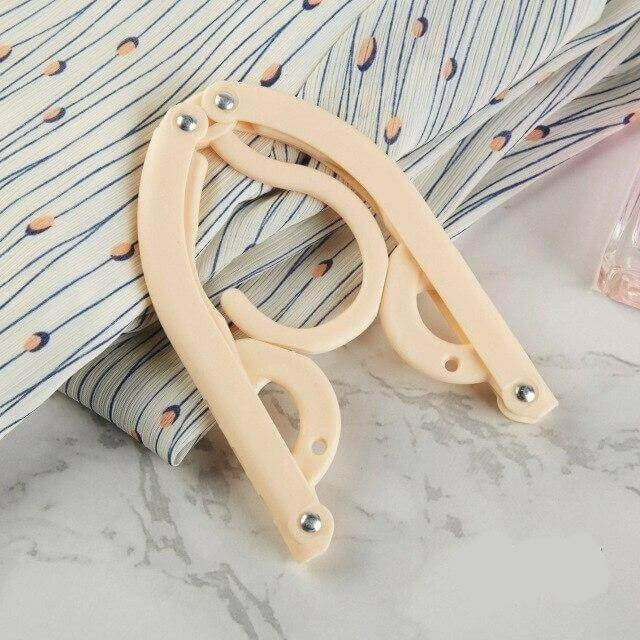Compact Portable Foldable Travel Clothes Hanger - Space-Saving Garment Organizer for Easy Packing