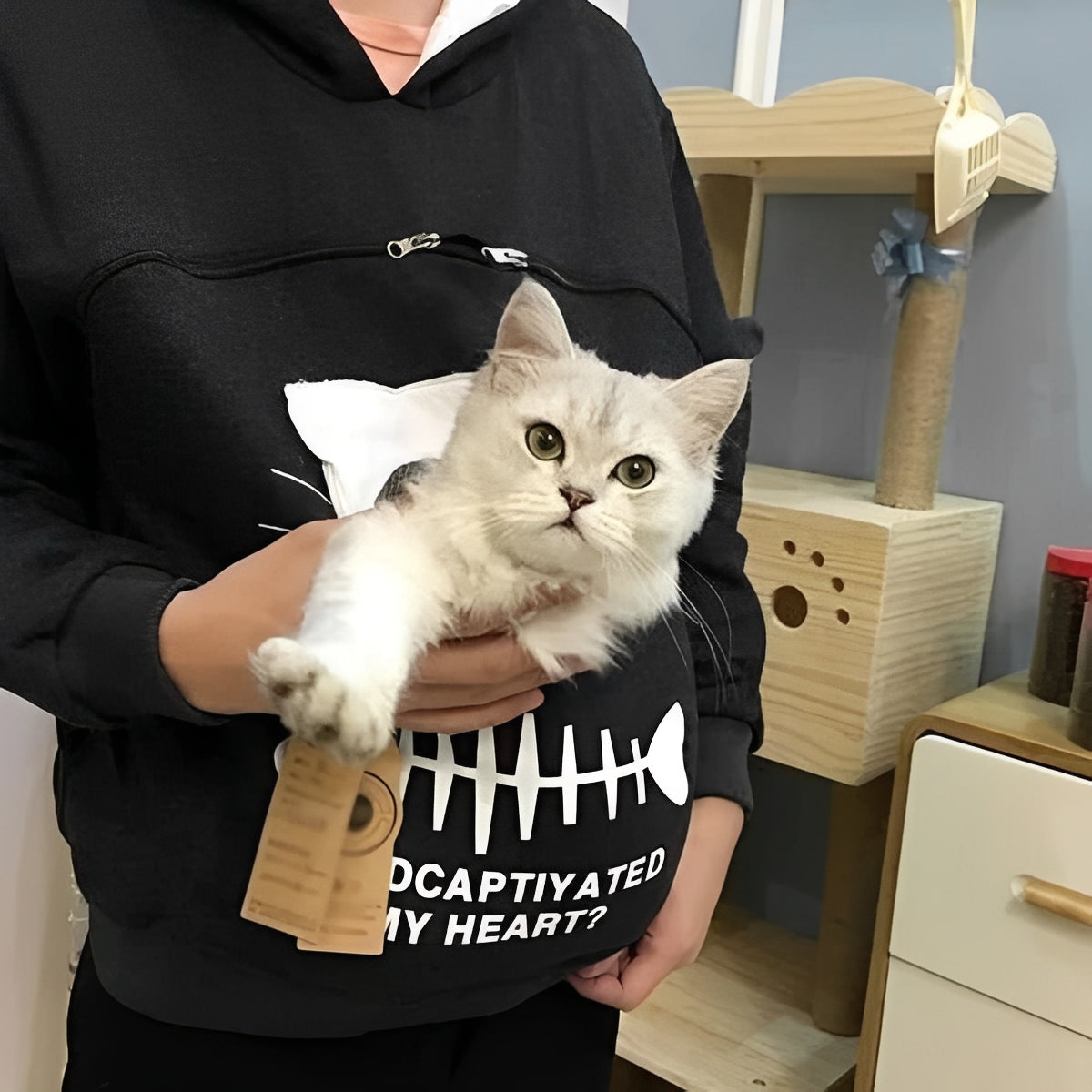 Cozy Cat Lover Hoodie with Cuddle Pouch for Pets - Perfect for Snuggling and Style!