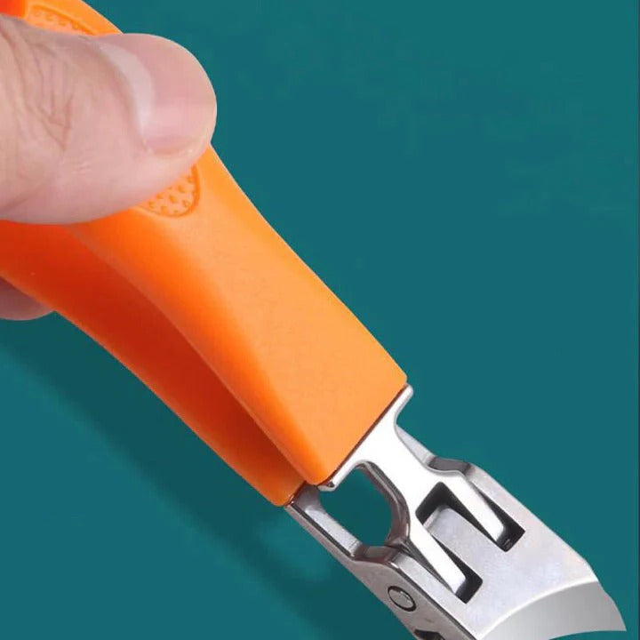 Premium Wide Jaw Nail Clippers with Reinforced Cutting Edge for Effortless Grooming