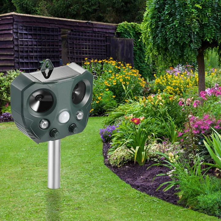 Solar-Powered Ultrasonic Animal Repeller - Eco-Friendly Outdoor Pest Control Device