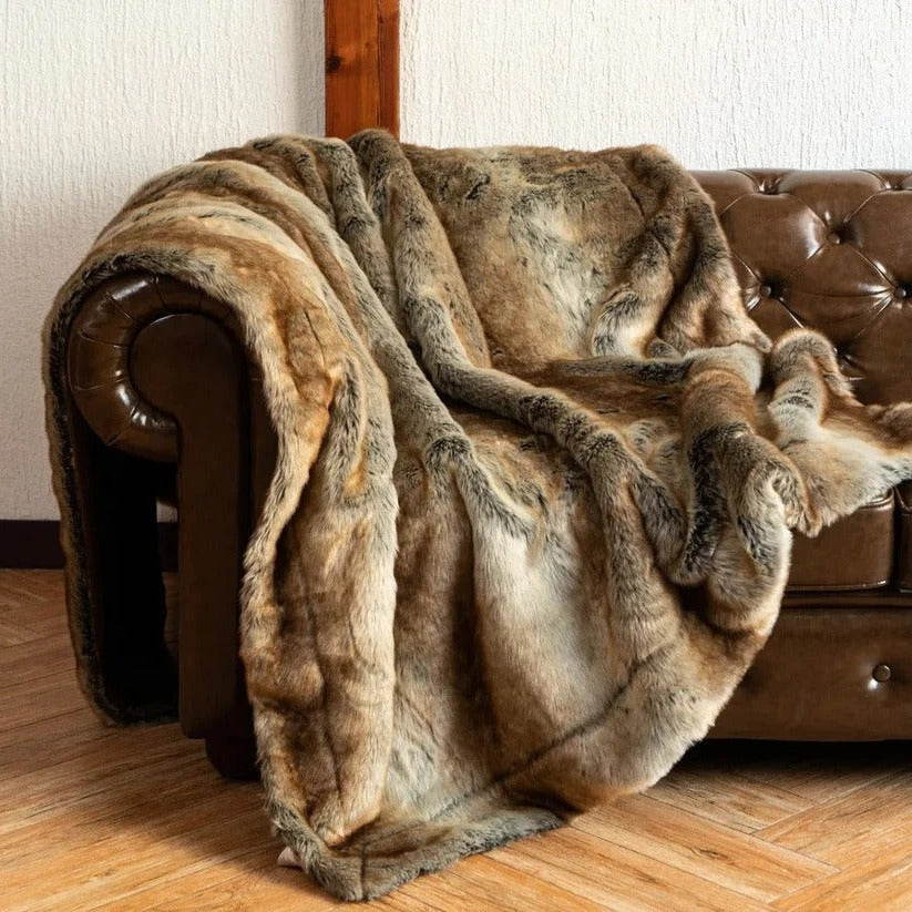 Luxurious Faux Fur Plush Throw Blanket - Cozy Home Decor Accent for Living Room & Bedroom