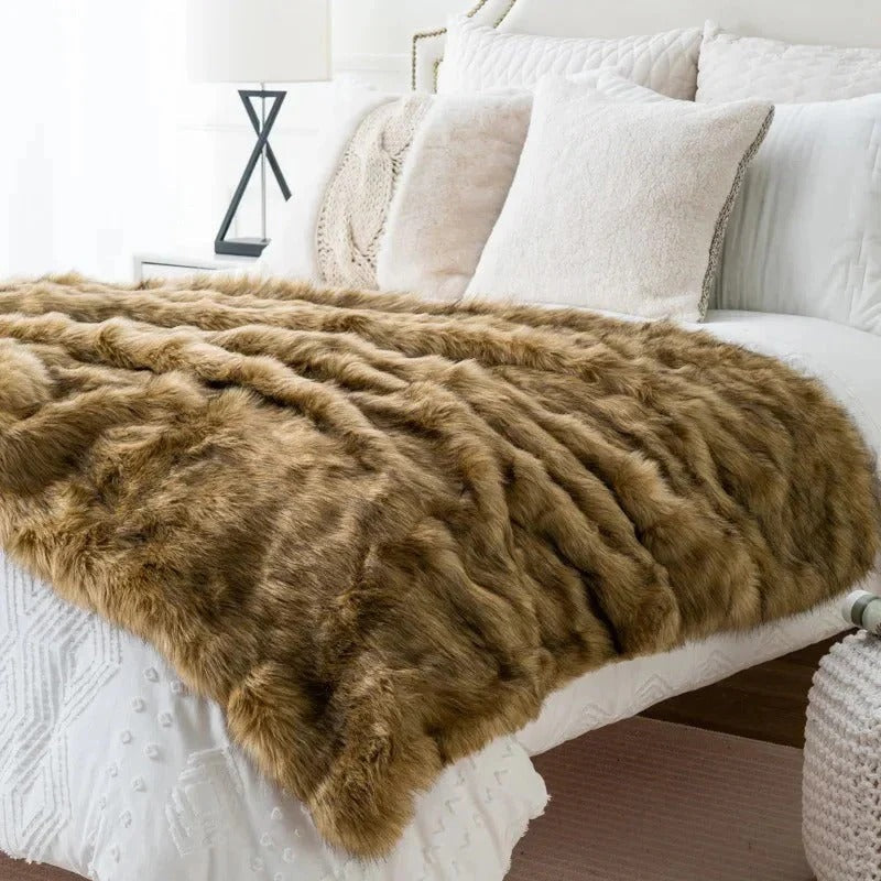 Luxurious Faux Fur Plush Throw Blanket - Cozy Home Decor Accent for Living Room & Bedroom