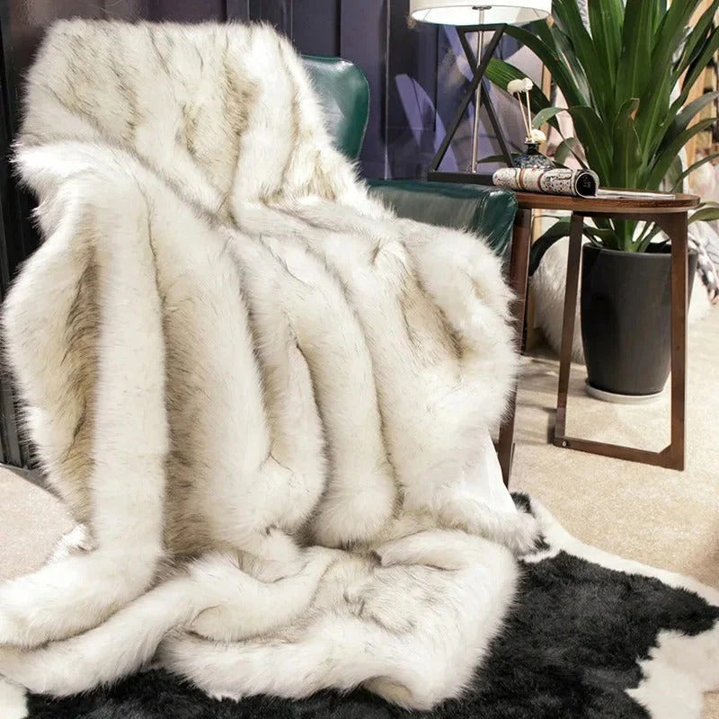 Luxurious Faux Fur Plush Throw Blanket - Cozy Home Decor Accent for Living Room & Bedroom