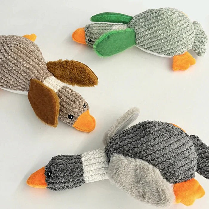 Durable Reinforced Goose Plush Dog Toy with Textured Fabric for Ultimate Chewing Fun