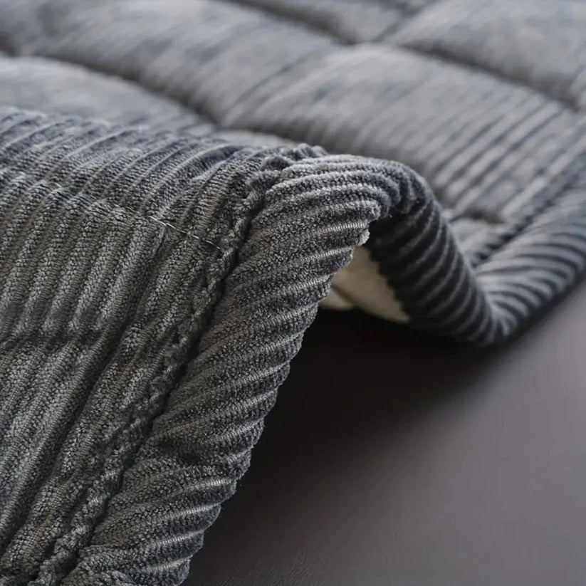 Premium Machine Washable Quilted Sofa Cover - Non-Slip Grip Backing & Soft Padded Surface for Ultimate Comfort