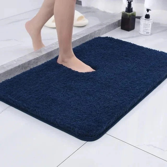 Luxurious Faux Fur Bathroom Rug with Non-Slip Grip & Plush Cushioning - Soft, Stylish, and Durable
