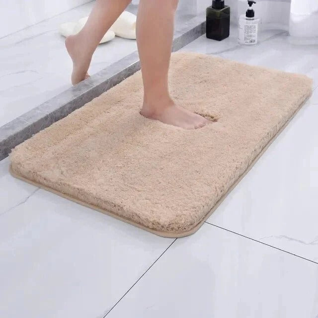 Luxurious Faux Fur Bathroom Rug with Non-Slip Grip & Plush Cushioning - Soft, Stylish, and Durable