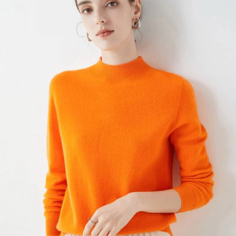 Luxurious Women's Cashmere Knit Pullover Sweater - Perfect for Cold Weather Comfort