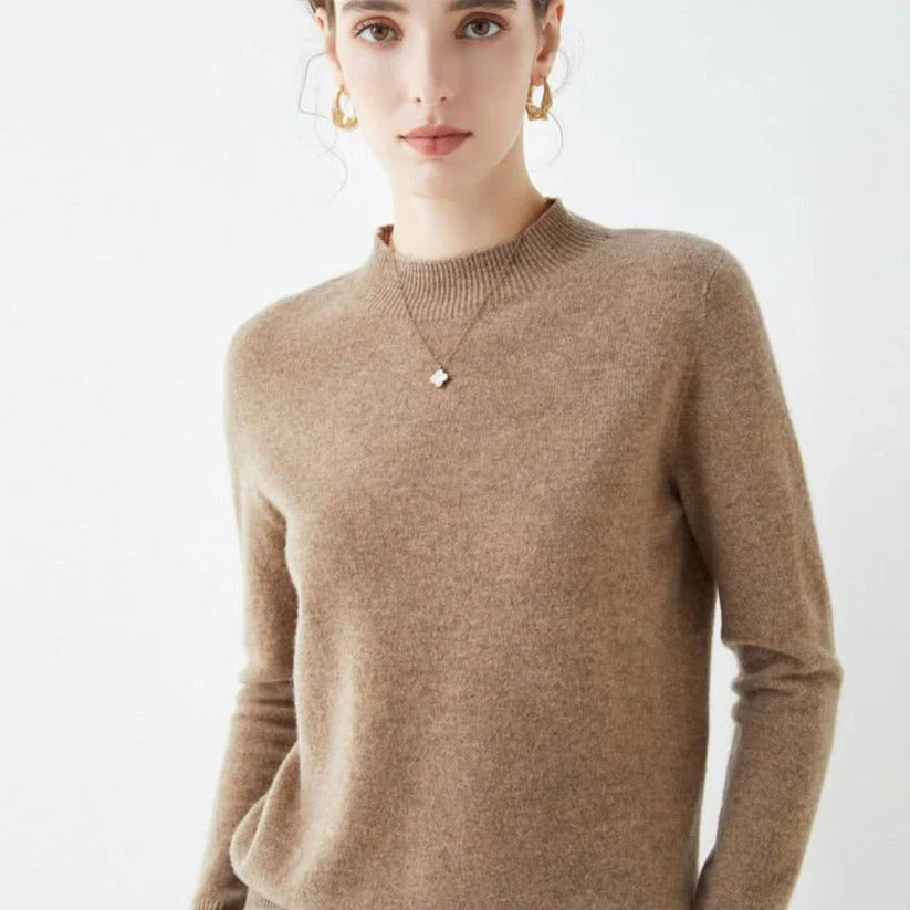 Luxurious Women's Cashmere Knit Pullover Sweater - Perfect for Cold Weather Comfort