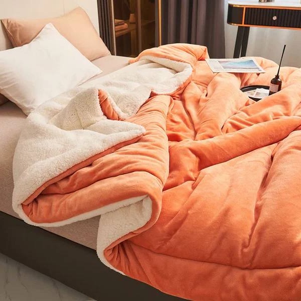 Ultra-Soft Plush Fleece Throw Blanket - Cozy Blanket for Couch & Bed - Perfect for Home Decor & Warmth