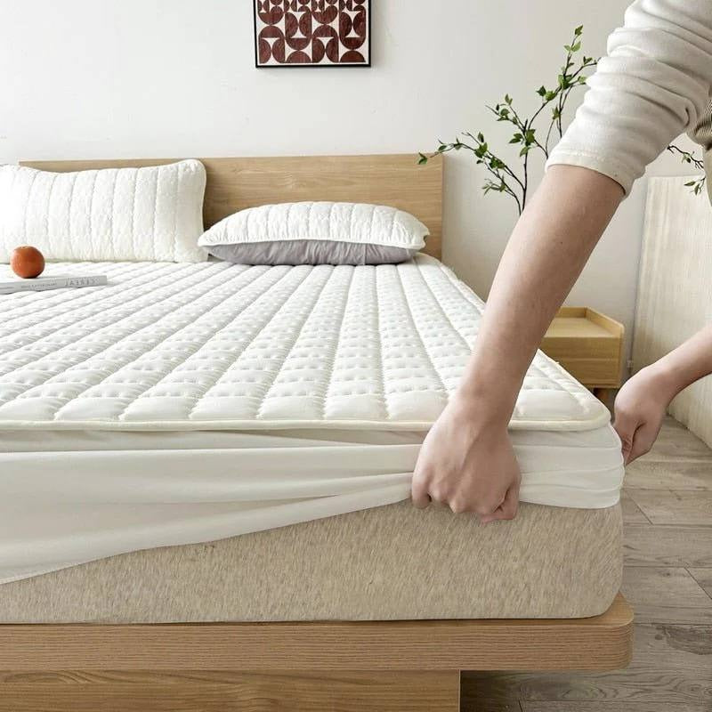 Premium Deep Pocket Waterproof Mattress Protector with Quilted Layer for Ultimate Comfort & Protection