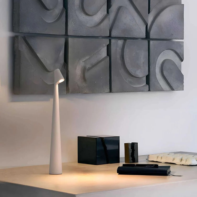 Dimmable USB Rechargeable Aluminum Desk Lamp - Portable & Stylish with Adjustable Brightness