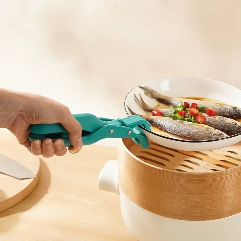 Non-Slip Silicone Oven Grip Pad - Heat-Resistant Kitchen Tool for Safe Hot Cookware Handling