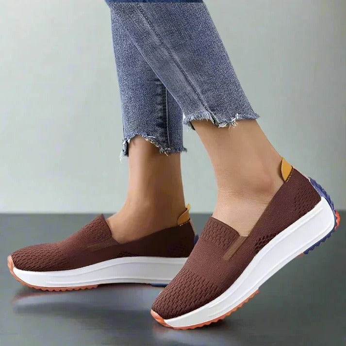 Women's Slip-On Mesh Sneakers - Wide Toe Box & Cushioned Sole for Ultimate Comfort