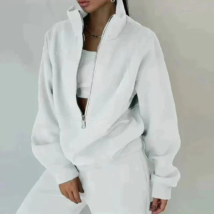 Women's Slim Fit Athletic Set - Moisture-Wicking Gym Outfit for Everyday Casual Wear
