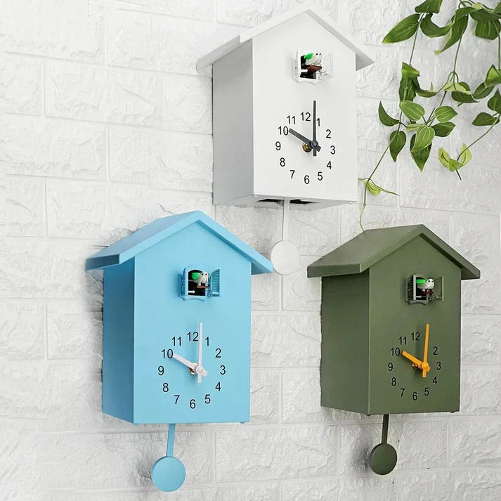 Elegant Bird Accent Wall Clock with Adjustable Sound – Decorative Timepiece for Home Decor