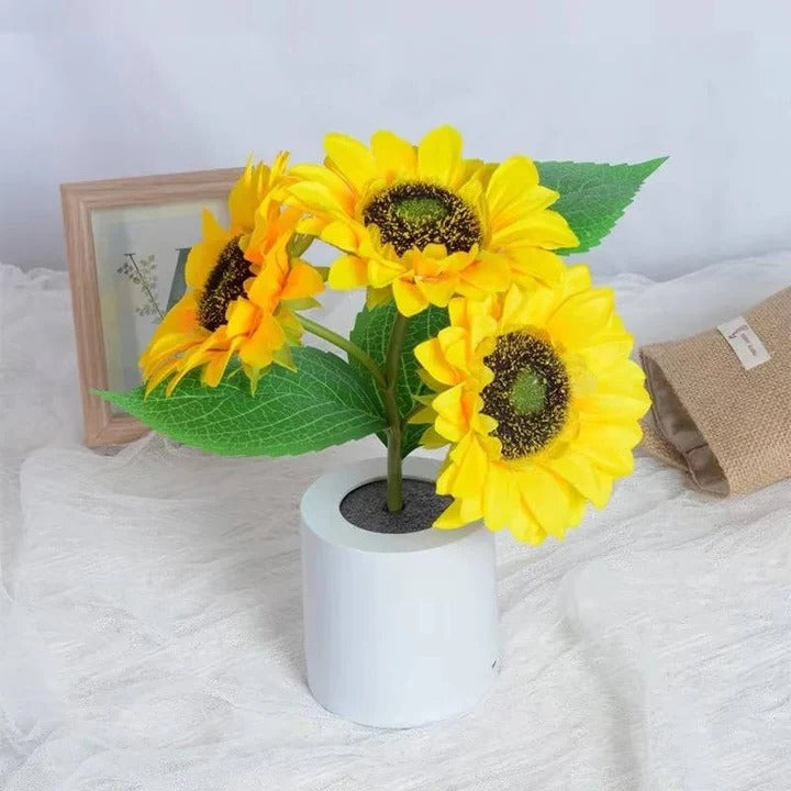 USB Rechargeable Adjustable LED Sunflower Lamp - Perfect for Home Decor & Night Lighting