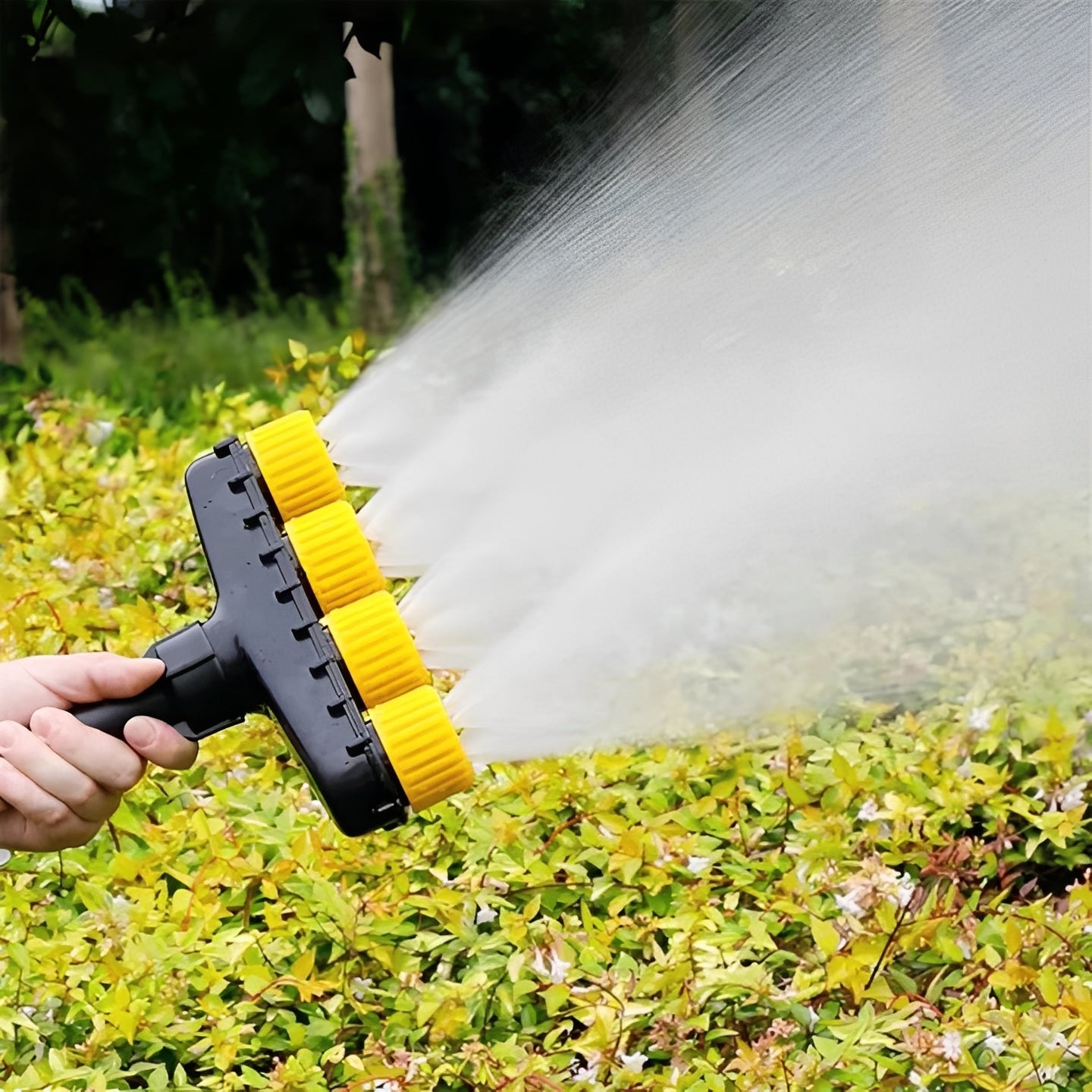 Versatile Garden Hose Nozzle Attachment - Adjustable Spray Patterns for Efficient Watering & Cleaning