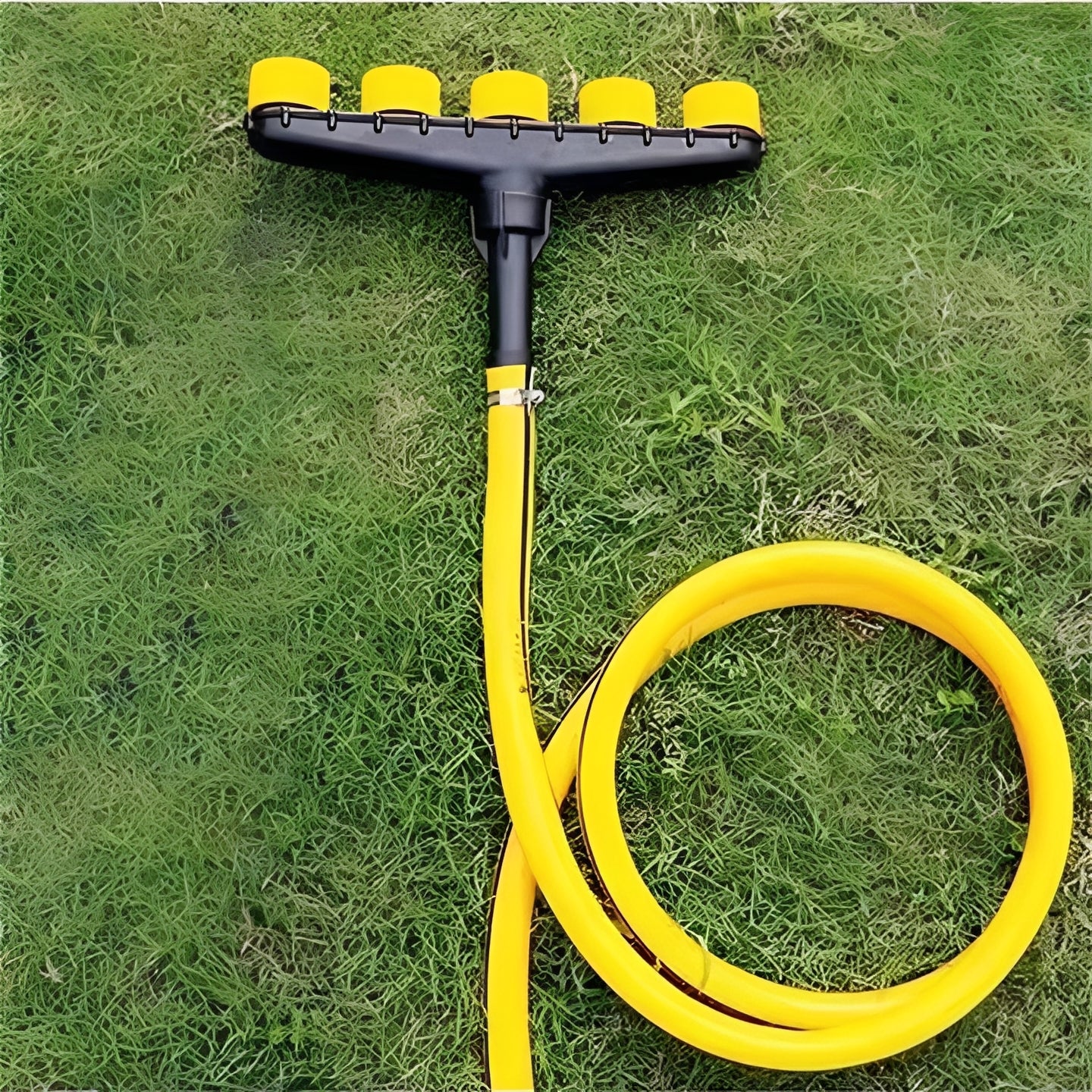 Versatile Garden Hose Nozzle Attachment - Adjustable Spray Patterns for Efficient Watering & Cleaning